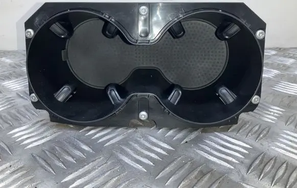 Volkswagen Touareg II Cup holder front 7P6858602