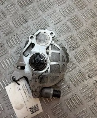 Volkswagen PASSAT B7 Vacuum pump 03L145100F