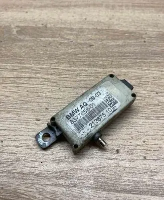 BMW X5 E53 Aerial antenna amplifier 8377658