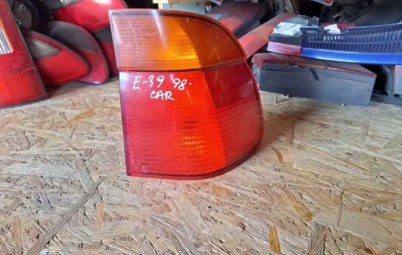 BMW 5 E39 Rear/tail lights 8371324