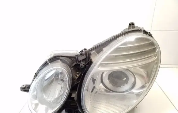 Mercedes-Benz E W211 Headlight/headlamp 5DC00906001 16259100