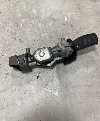 Ford Focus C-MAX Ignition lock 3m513f880