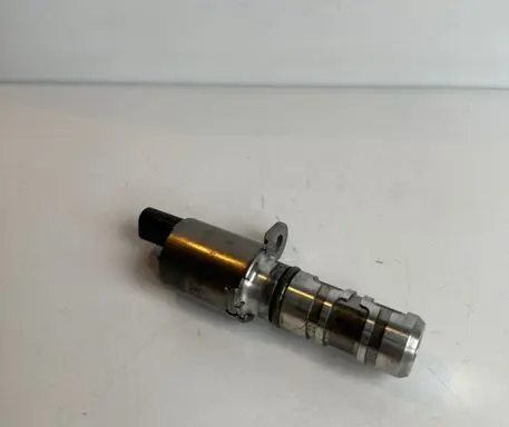 Volkswagen T-Roc Camshaft vanos timing valve 05C906455A