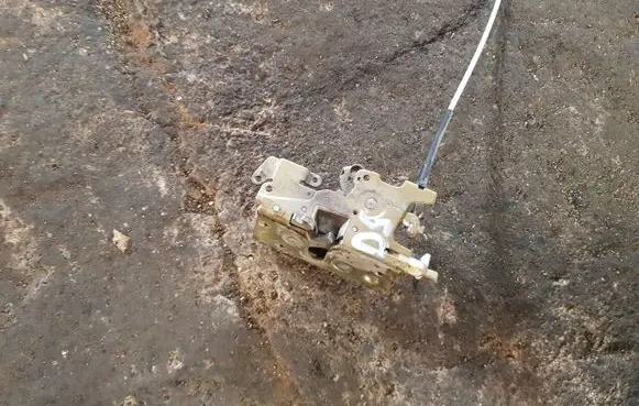 Volkswagen II LT Rear door lock