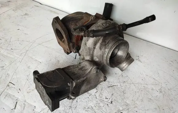 BMW 5 E60 E61 Turbo 4913505860