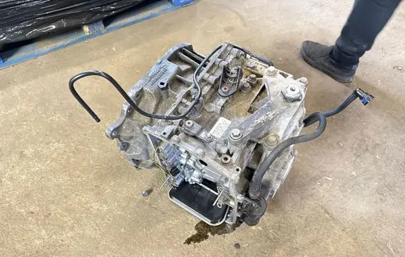 Ford Kuga I Automatic gearbox AV4R7000BB