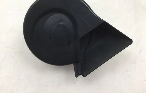 Audi A4 S4 B7 8E 8H Horn signal 8E0951221C