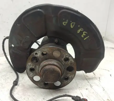 Mercedes-Benz E W212 Front wheel hub