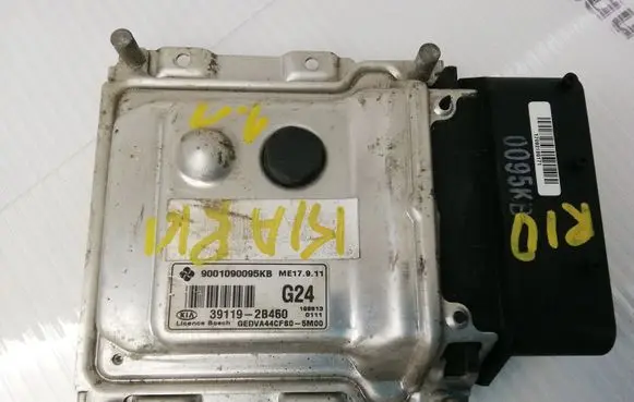 KIA Ceed Engine control unit/module 391192B460 GEDVA44CFS0 9001090095KB