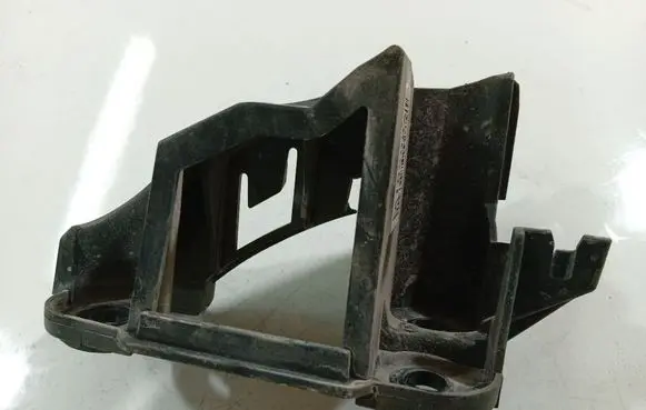 Citroen C5 Rear bumper mounting bracket 9681049780