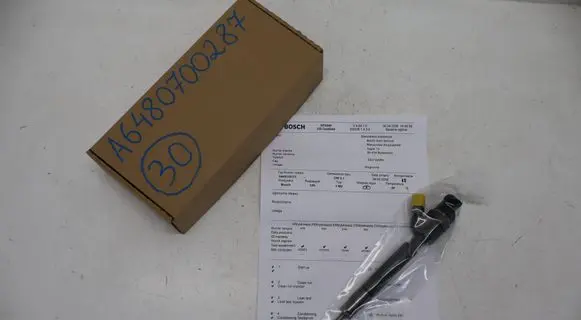 Mercedes-Benz E W211 Fuel injector A6480700287