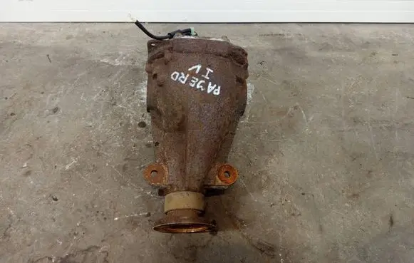 Mitsubishi Pajero Front differential 3.917