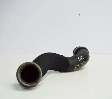Mercedes-Benz C W204 Engine coolant pipe/hose A2125018282
