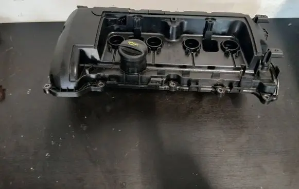Peugeot 308 Rocker cam cover M03017B180 M03017B150