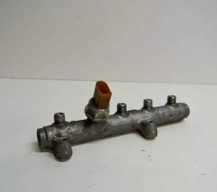 Audi A4 S4 B8 8K Fuel main line pipe 059130089AH 059130758K