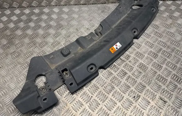 Ford Kuga II Radiator trim AU518653AA