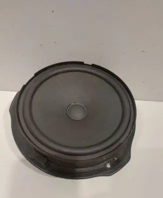 Mercedes-Benz C W204 Front door speaker A2048201902 970498XXX