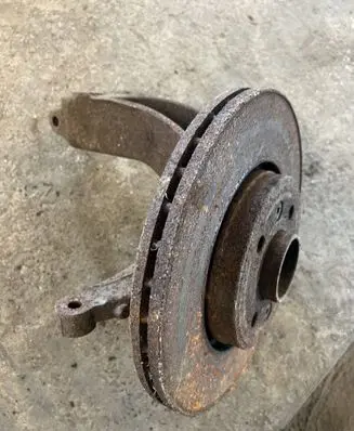 Renault Megane II Front wheel hub spindle knuckle