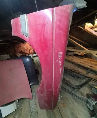Peugeot 405 Fender
