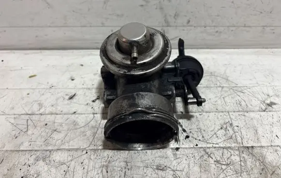 Audi A3 S3 8L EGR valve 038131501AA 270109024