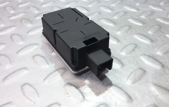 Keyless (KESSY) go control unit/module