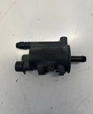 Valve vacuum