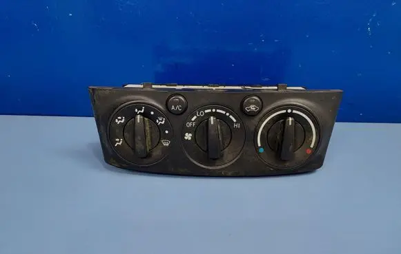 Toyota Avensis T250 Climate control unit 5590005120 MB1465700754