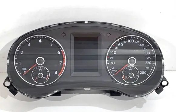 Volkswagen Jetta VI Speedometer (instrument cluster) 5C6920871