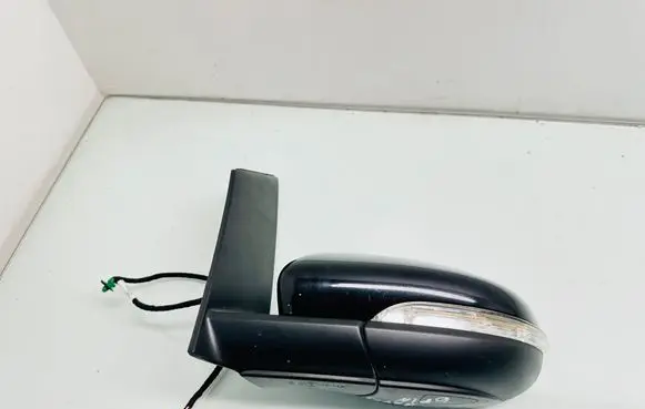 Volkswagen Touran II Front door electric wing mirror 1T1857501BH 607001BH
