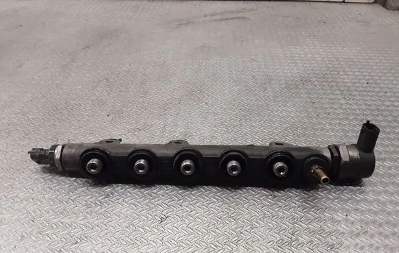 Renault Koleos I Fuel main line pipe 8200842432 0445214155