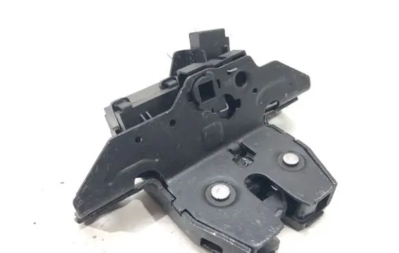 Opel Astra J Tailgate exterior lock 