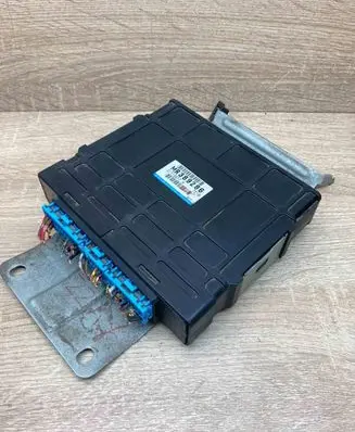 Mitsubishi Colt Engine control unit/module ECU MR389286 G1T19877H