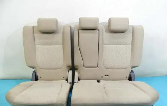 Mitsubishi Outlander Second row seats IMPRK1255834