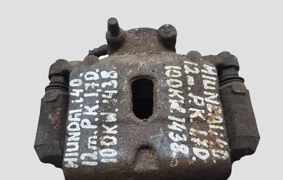 Hyundai i40 Front brake caliper