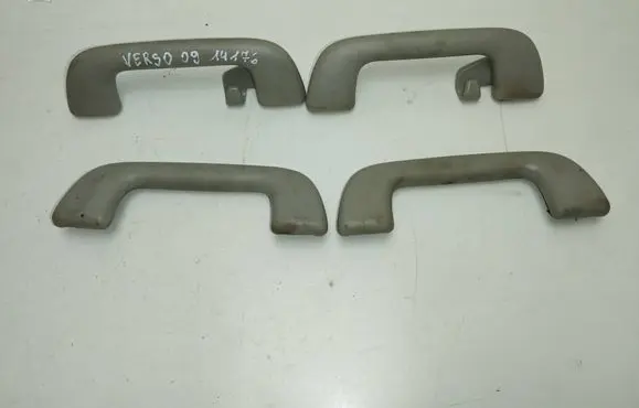 Toyota Verso Front interior roof grab handle
