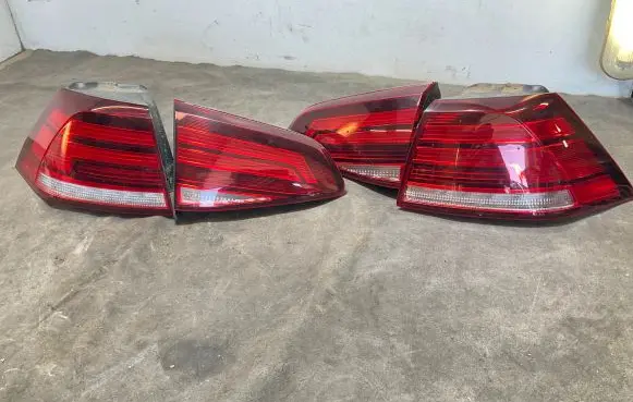Volkswagen Golf VII Rear/tail lights 5G0945095Q 5Q0945096Q 5Q945093