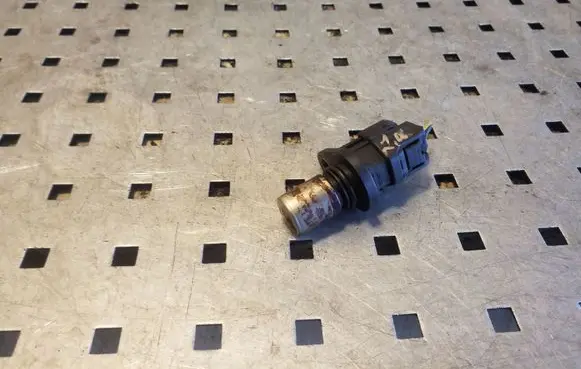 Camshaft position sensor