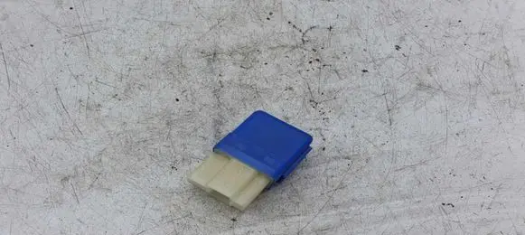 Nissan X-Trail T30 Other relay 2523079981