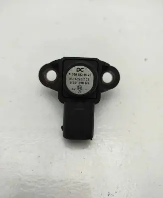Chrysler 300 - 300C Air pressure sensor A0061531528 0261230146