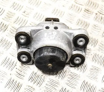 Land Rover Range Rover Sport L494 Engine mount bracket
