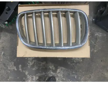 BMW X5 E70 Front bumper upper radiator grill 51317157688