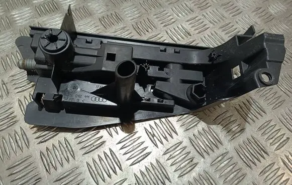 Audi A6 S6 C6 4F Tool box 4F5012111