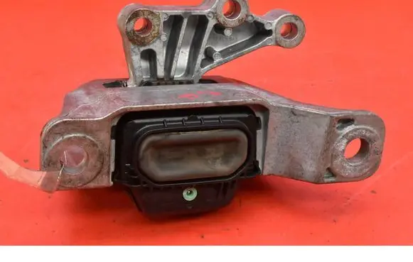 Ford Focus Engine mount vacuum valve 326G20D