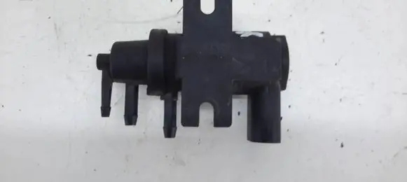 Volkswagen Caddy Turbo solenoid valve 1K0906627 12T297 70058000