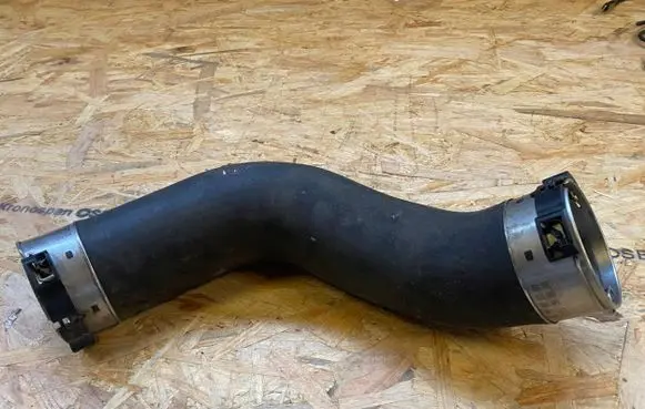 BMW 4 F36 Gran coupe Pneumatic air compressor intake pipe/hose 782323302