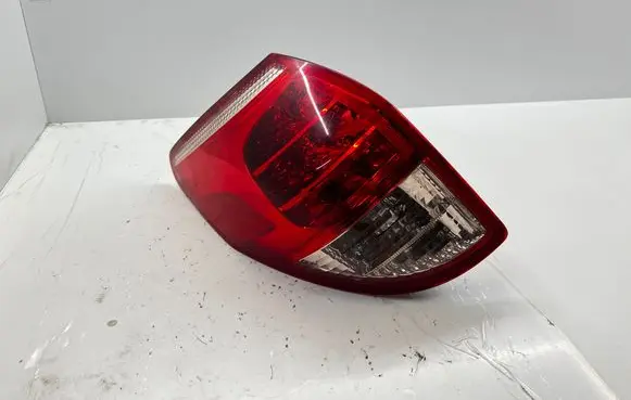 Toyota RAV 4 (XA30) Rear/tail lights 