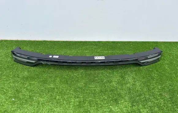 Porsche Cayenne (9Y0 9Y3) Tailgate rear/tail lights 9Y0945081AJ
