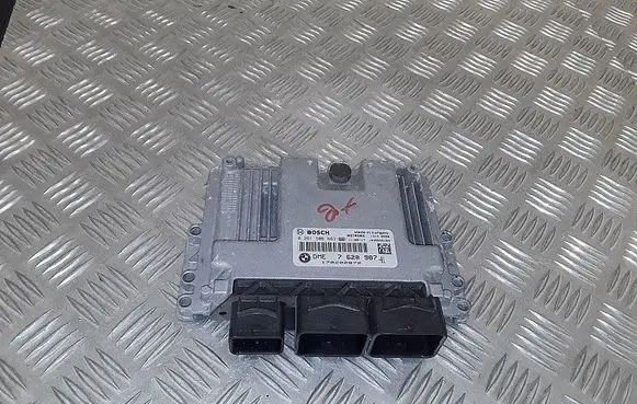 Mini Cooper Countryman R60 Engine control unit/module 0261S06663