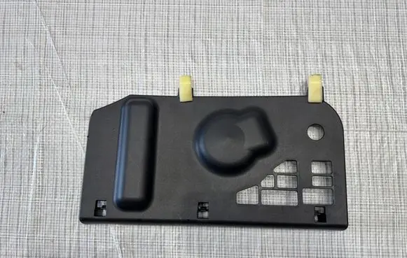 KIA Niro Dashboard lower bottom trim panel