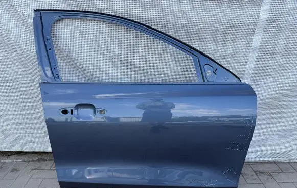 Ford Focus Front door JX7BA20220AK